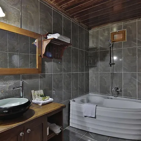 Hotel Ahbap Konagi 2*